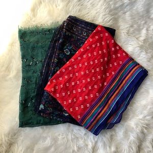 URBAN OUTFITTERS, AMERICAN EAGLE SCARVES